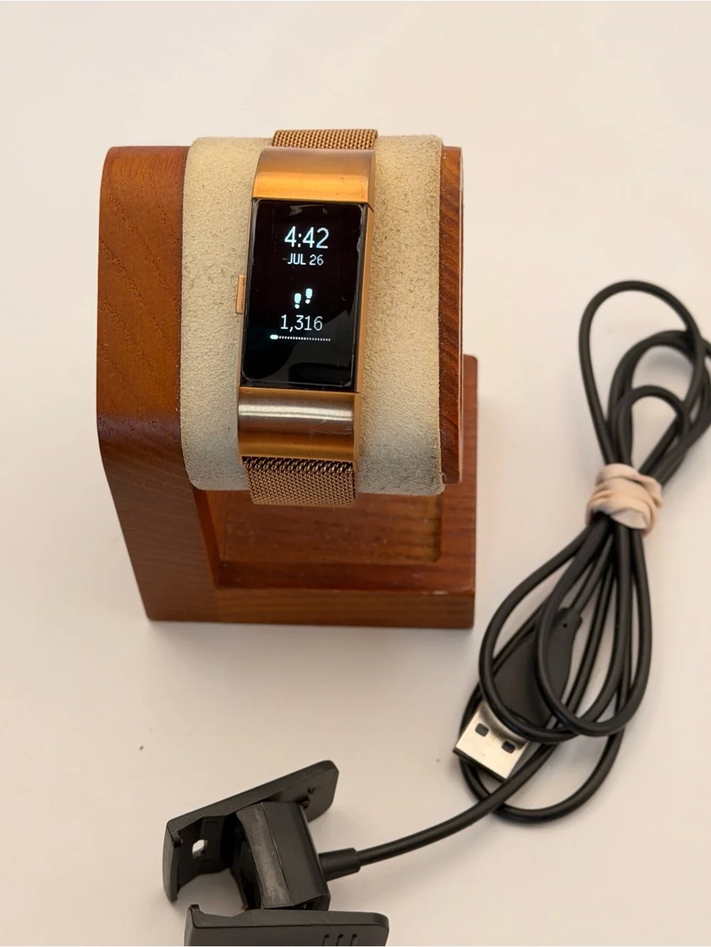 Fitbit Charge 2, Charger Included, Gold Case, Special Edition, Mesh band, Protec